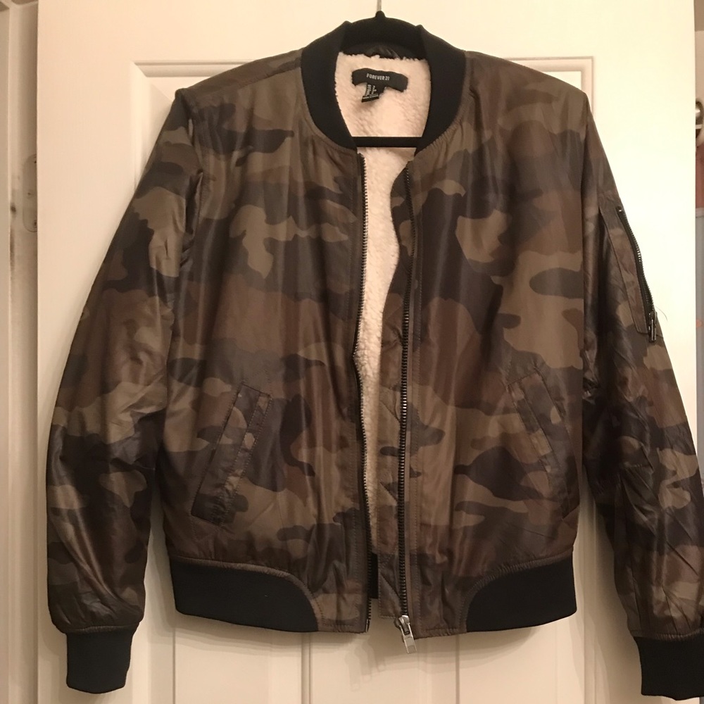 Women's Camo Bomber Jacket - SIZE: SMALL.